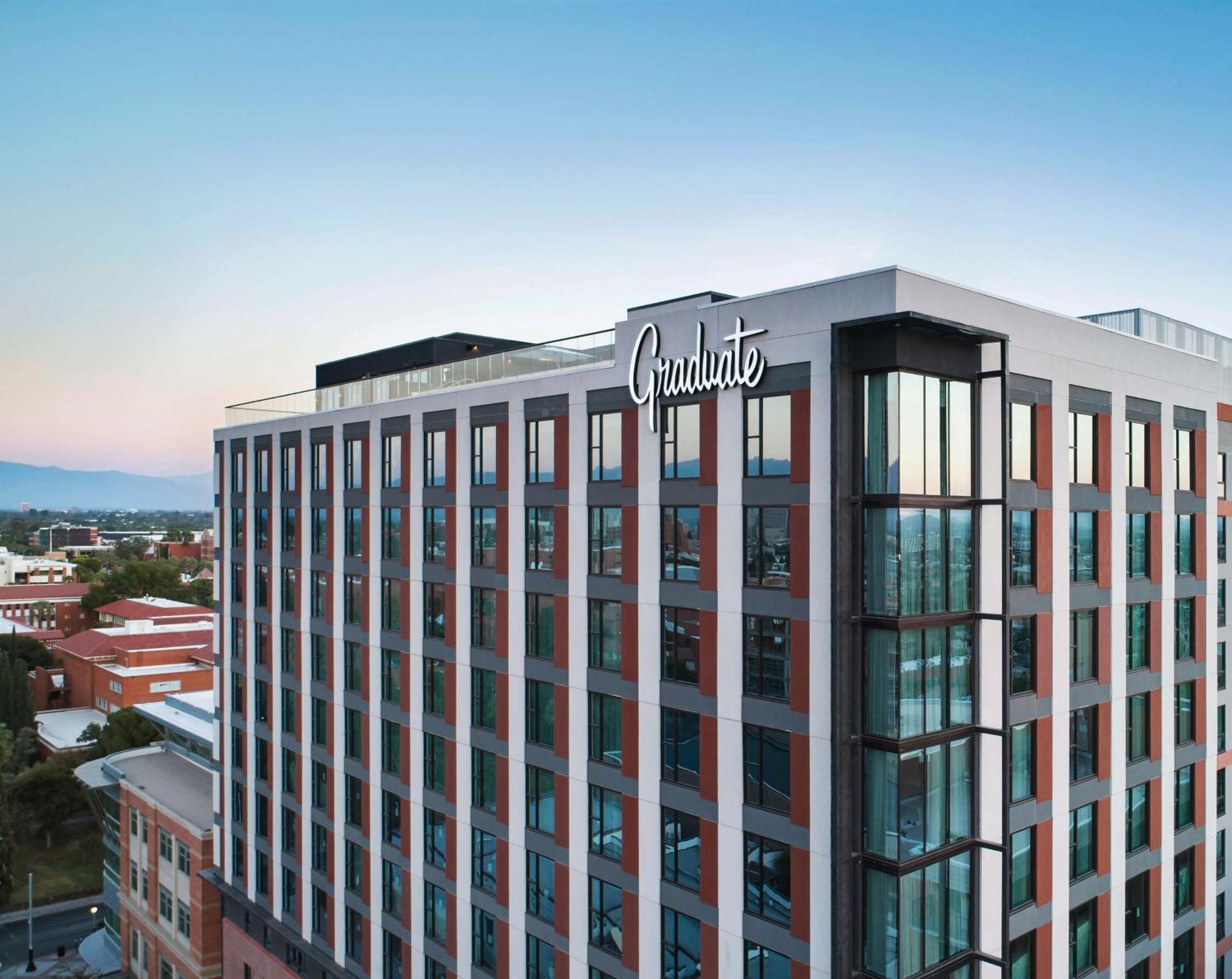 Graduate By Hilton Tucson Hotel Екстериор снимка