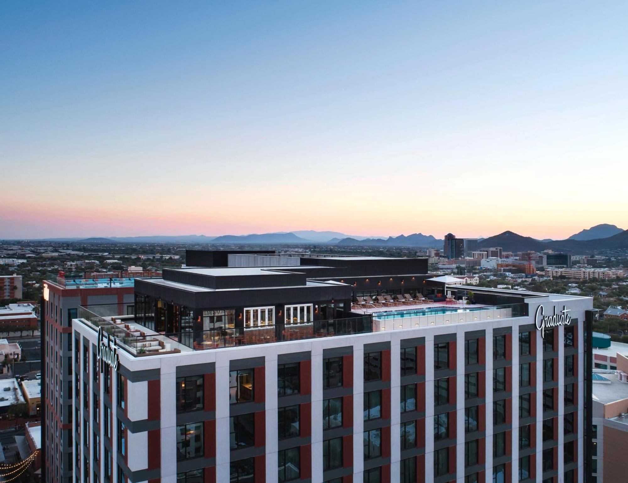 Graduate By Hilton Tucson Hotel Екстериор снимка