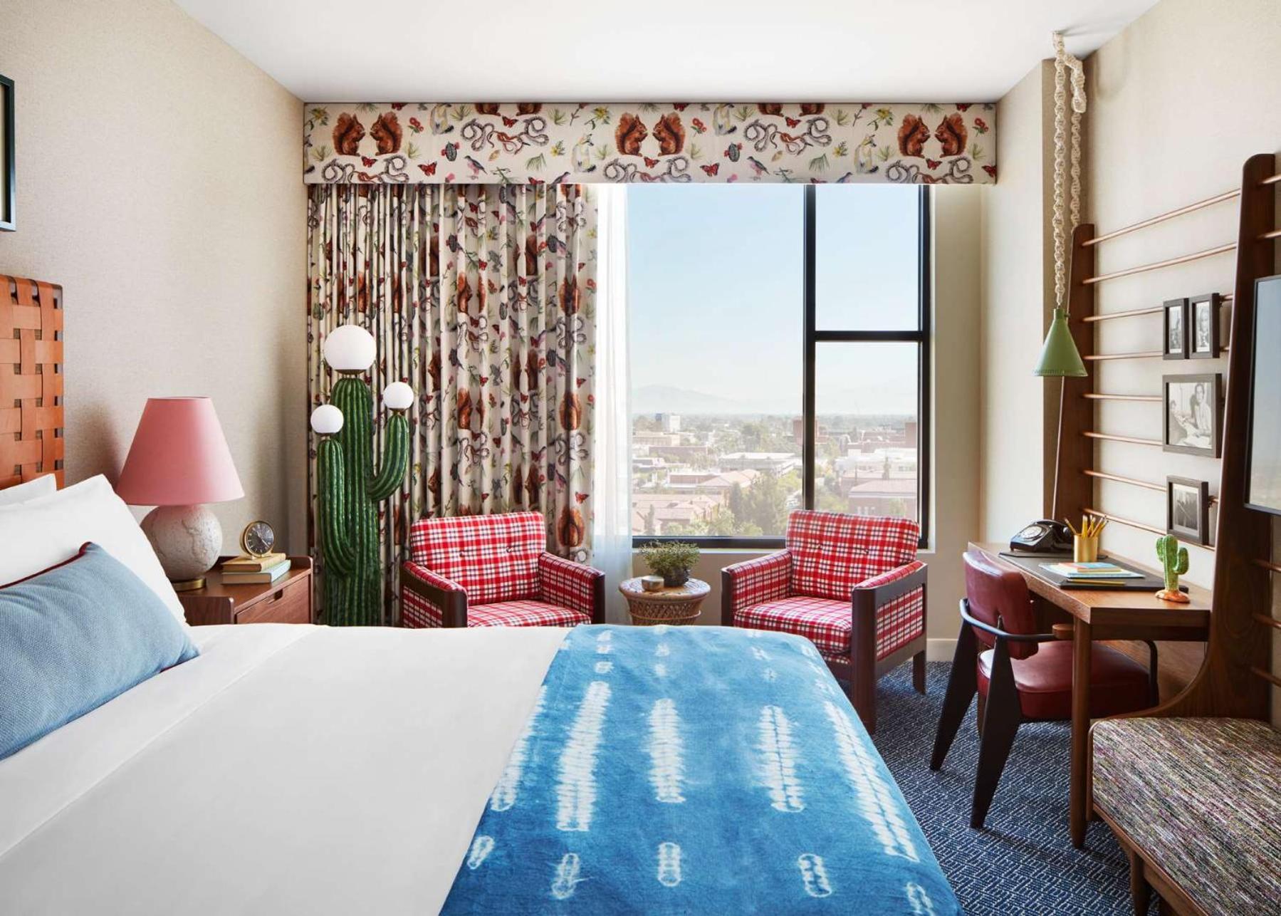 Graduate By Hilton Tucson Hotel Екстериор снимка