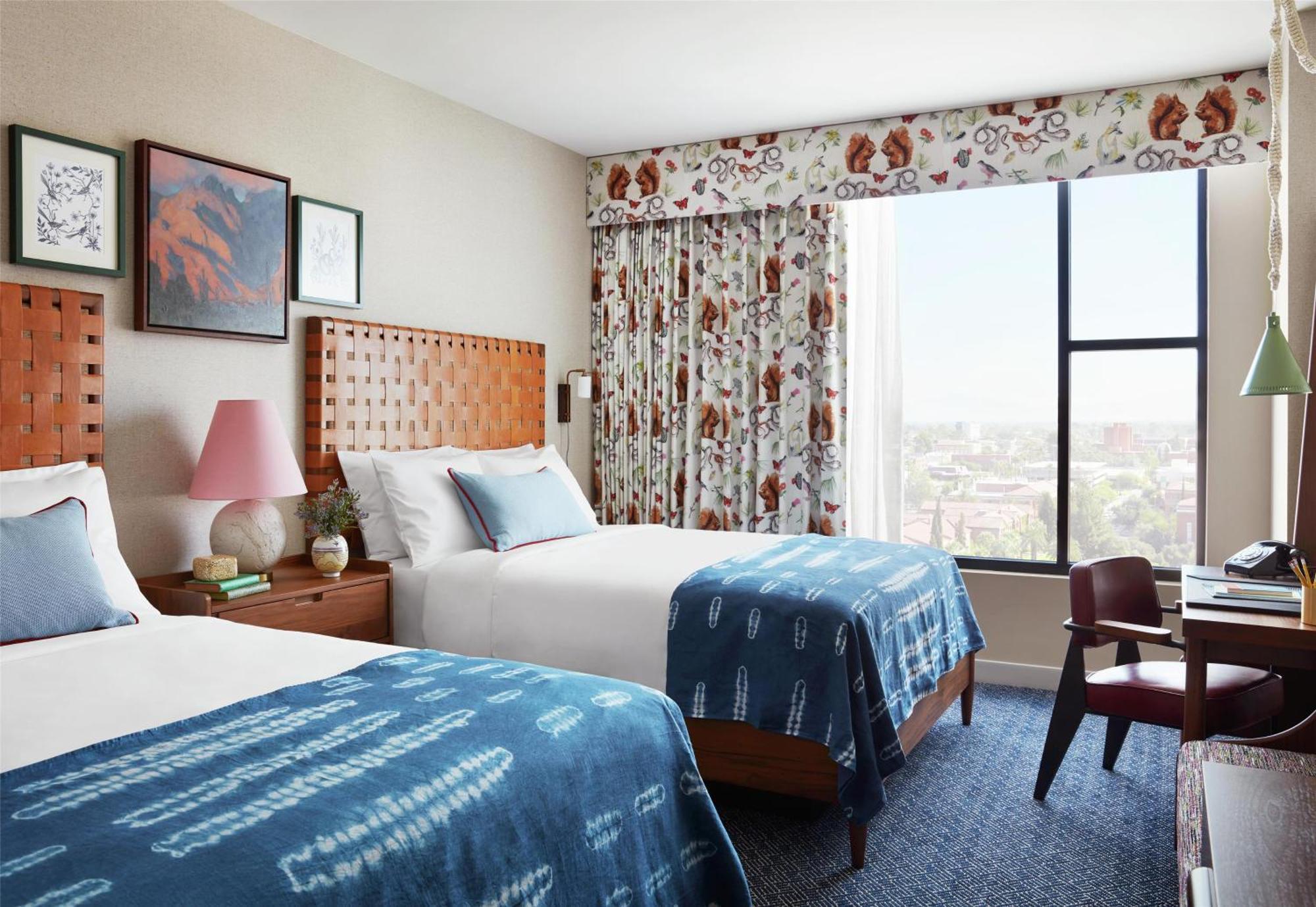 Graduate By Hilton Tucson Hotel Екстериор снимка